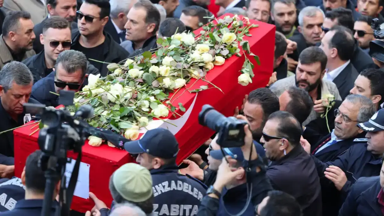 Gülşah Durbay’a Son Görev: Cenazeden Yürek Burkan Görüntüler 11